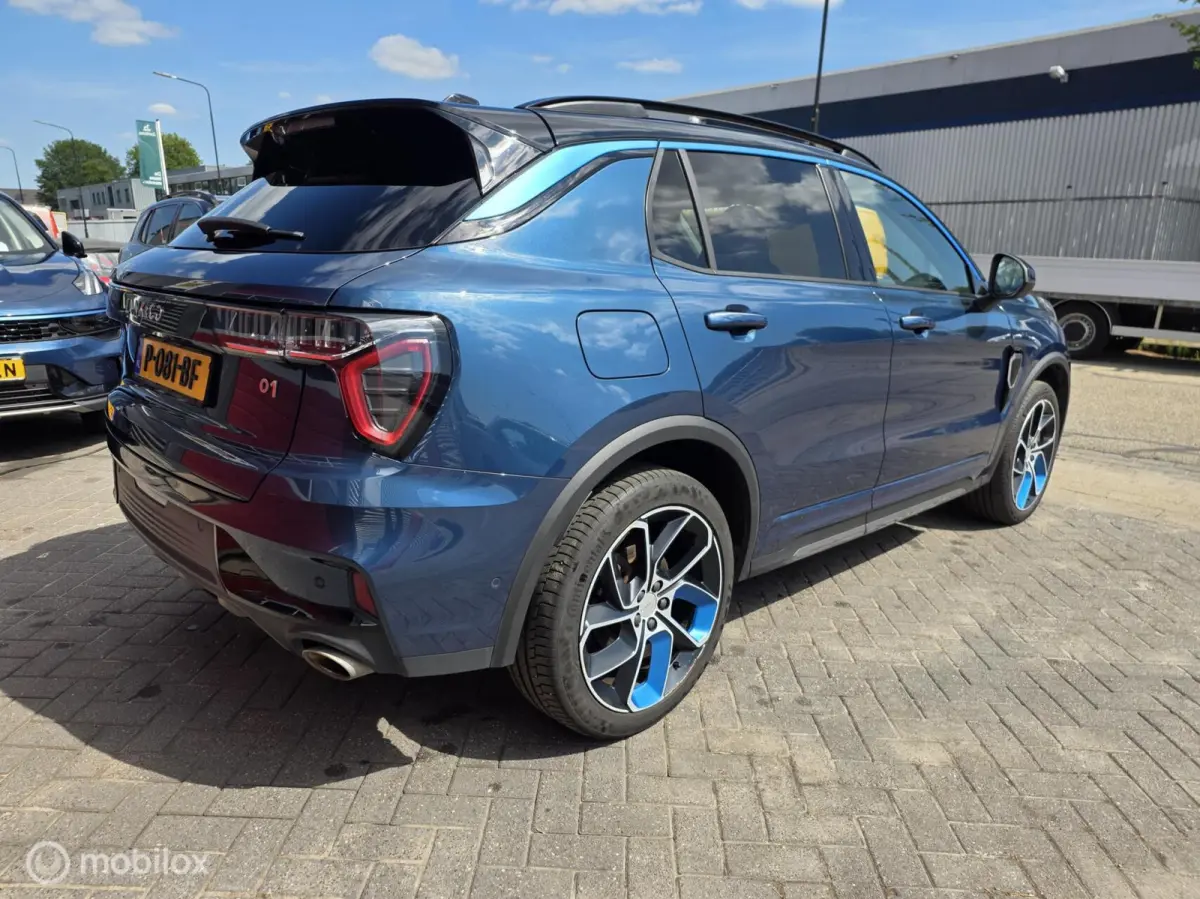 - 1.5 261PK Plug-in Hybrid, Pano, Camera , Apple Carplay✅NL AUTO