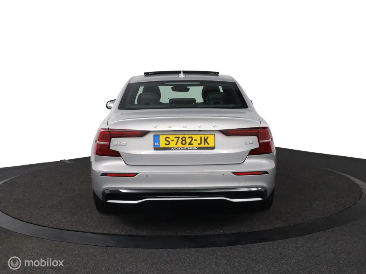2.0 B4 Ultimate Dark SCHUIFDAK / HARMAN-KARDON / 360 CAMERA / DEALER O.H.