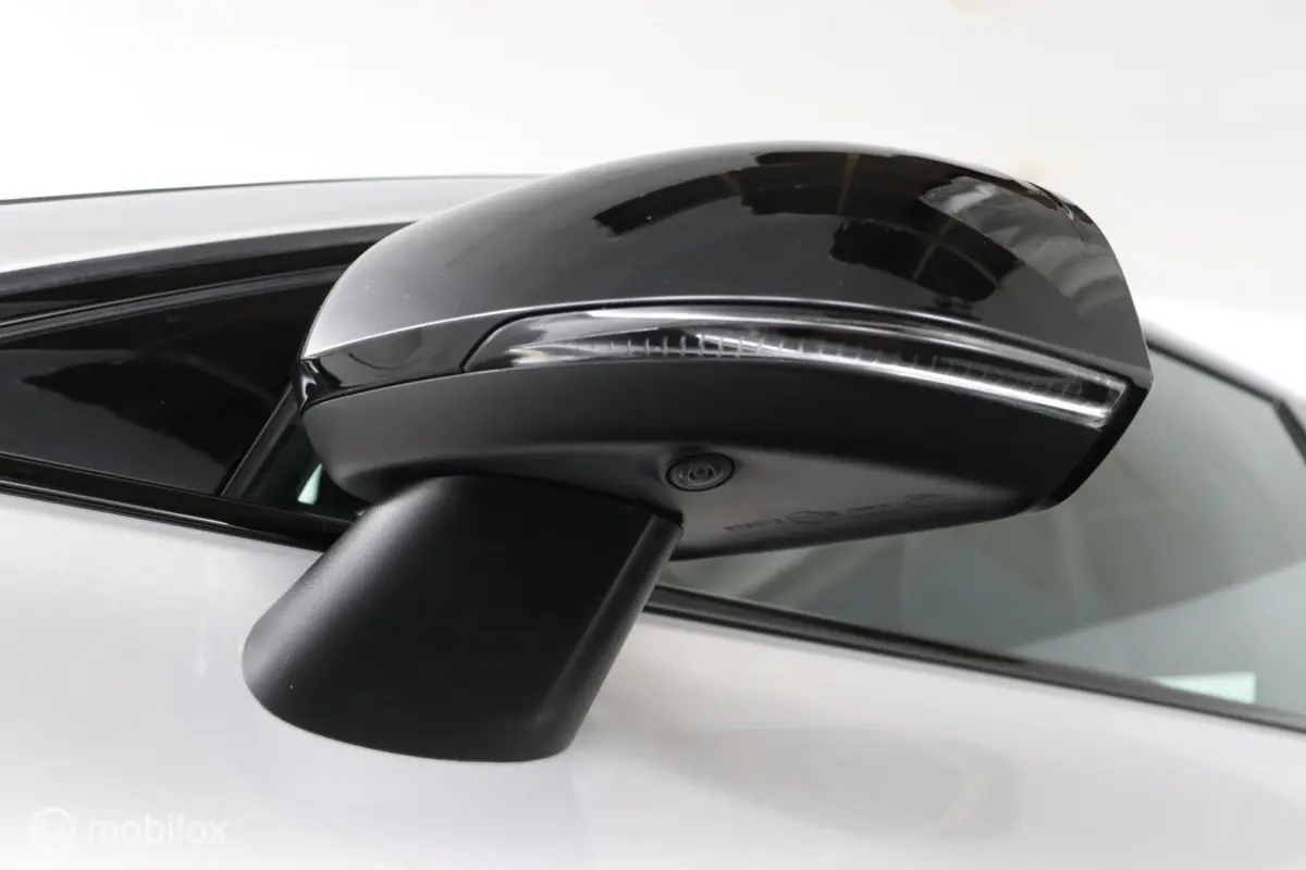 2.0 B4 Ultimate Dark SCHUIFDAK / HARMAN-KARDON / 360 CAMERA / DEALER O.H.