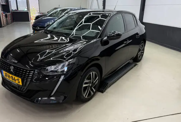 1.2 Allure panorama, 3D virtual display, Apple carplay cruise control