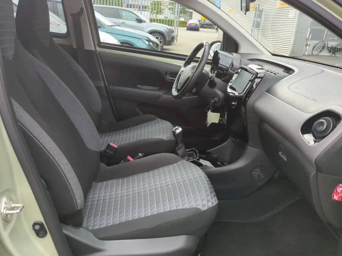 1.0 e-VTi Allure | Navi by app | Apple carplay | Camera | LED | Mistlampen | NL auto | 15.000km |