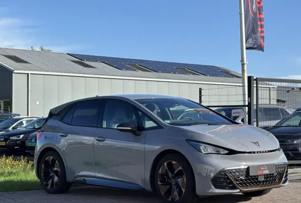 adrenaline 62 kWh 204 pk acc stuur vw camera SOH 97%