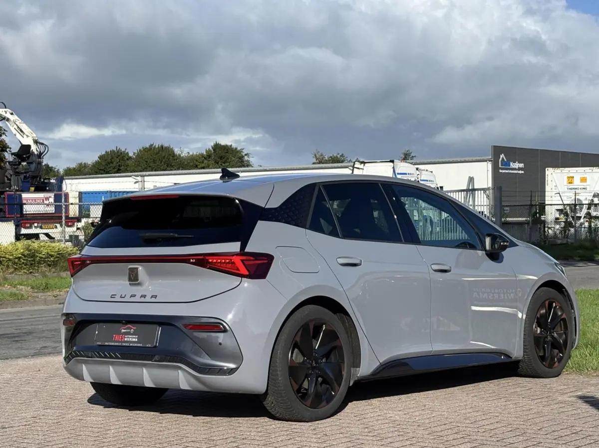 adrenaline 62 kWh 204 pk acc stuur vw camera SOH 97%