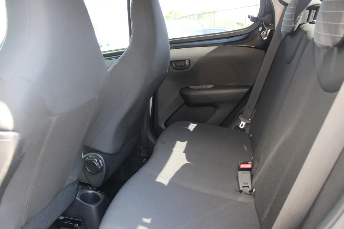 1.0 e-VTi Active | Airconditioning | Bluetooth | Mistlampen | Extra getinte ramen | NL auto | 42.000km |