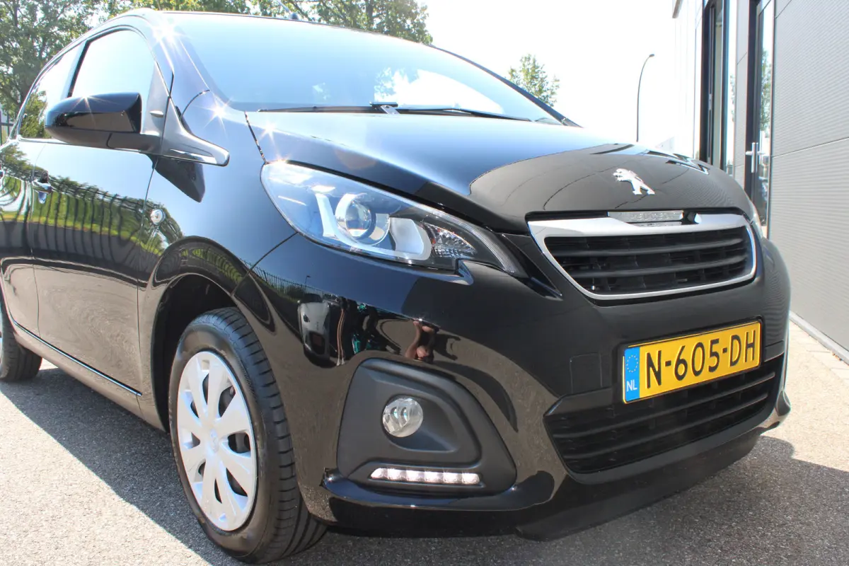1.0 e-VTi Active | Airconditioning | Bluetooth | Mistlampen | Extra getinte ramen | NL auto | 42.000km |