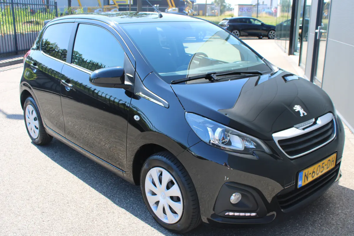 1.0 e-VTi Active | Airconditioning | Bluetooth | Mistlampen | Extra getinte ramen | NL auto | 42.000km |