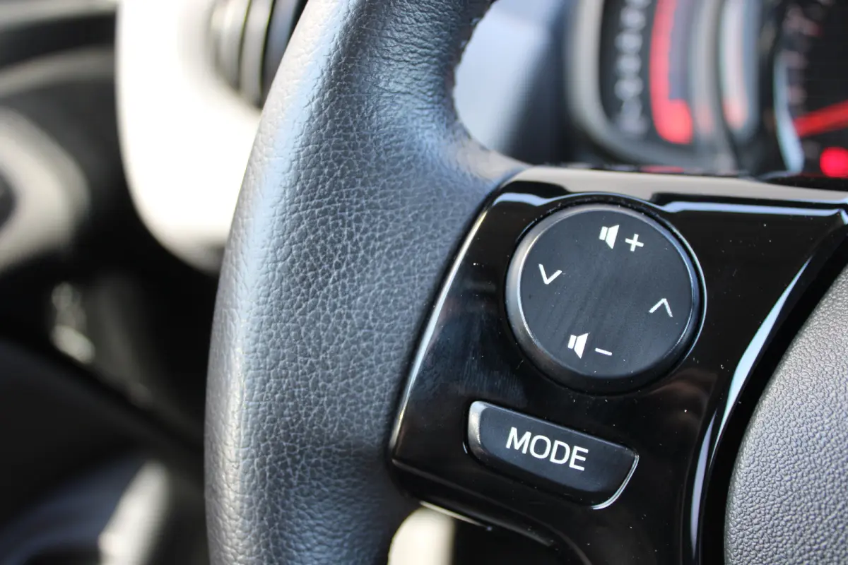 1.0 e-VTi Active | Airconditioning | Bluetooth | Mistlampen | Extra getinte ramen | NL auto | 42.000km |