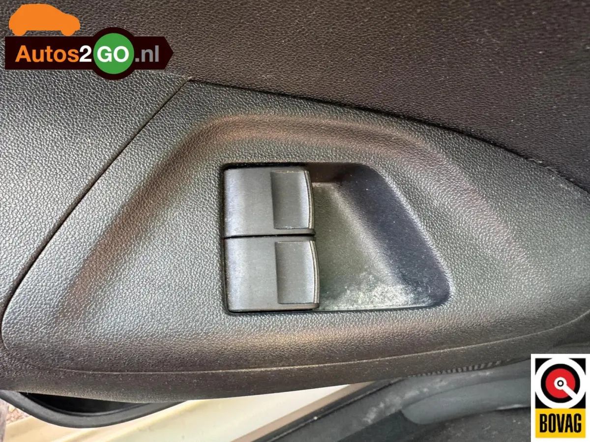 1.0 VVT-i x-play