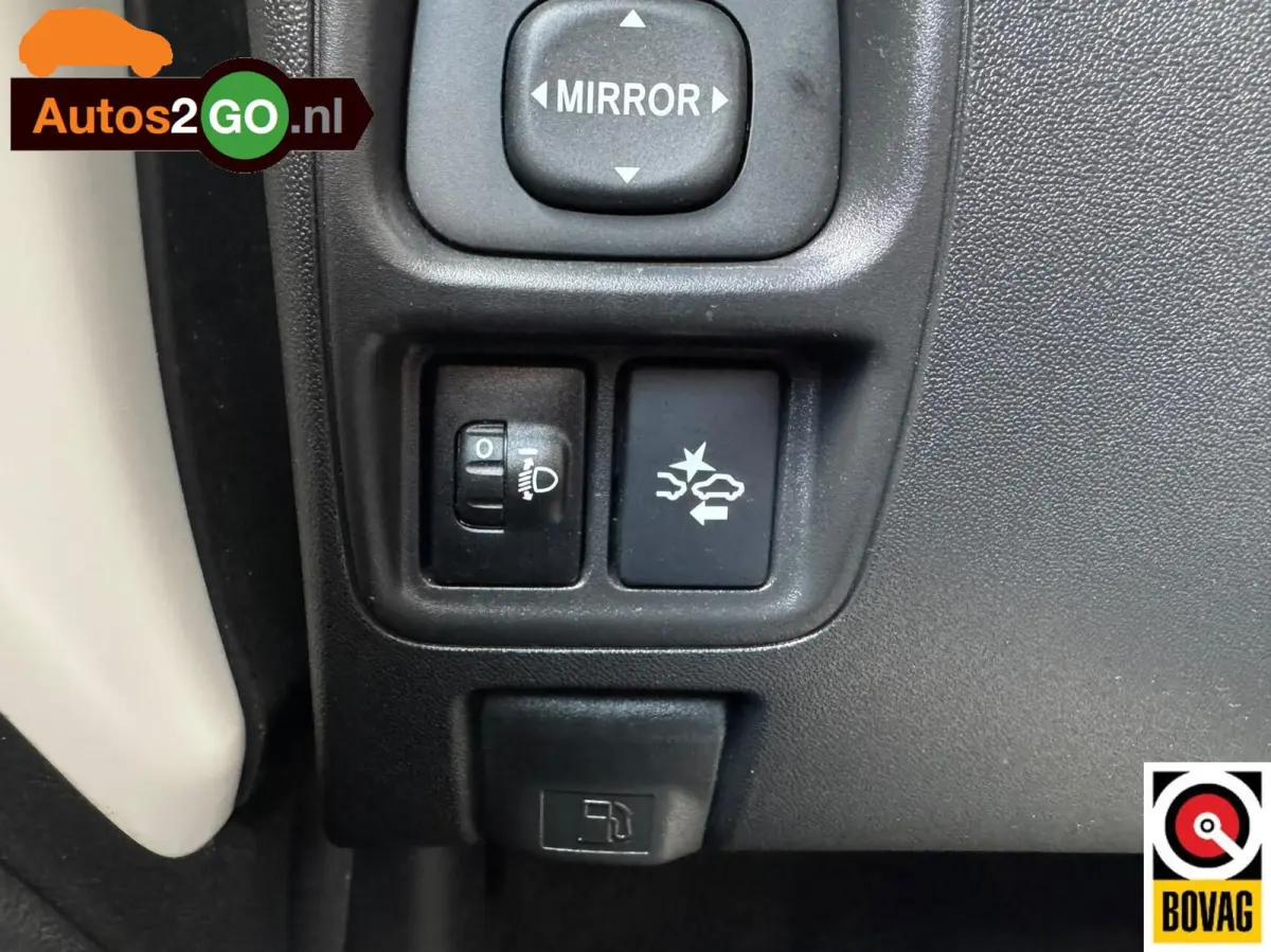 1.0 VVT-i x-play