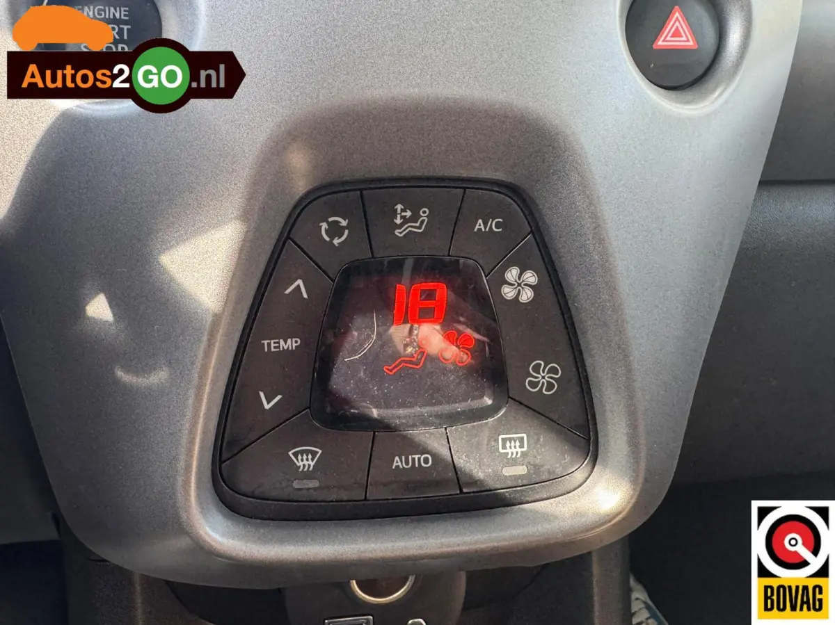 1.0 VVT-i x-play