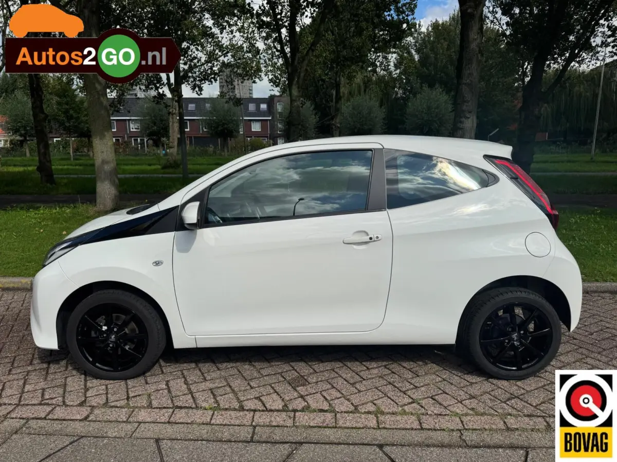 1.0 VVT-i x-play