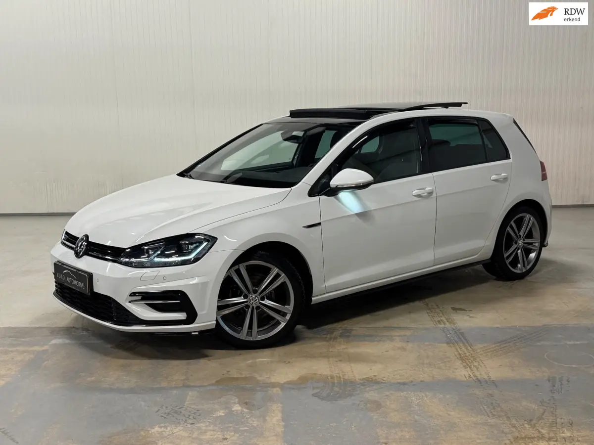 1.4 TSI Highline Business R | PANO | 3x R-LINE | CAMERA | DCC