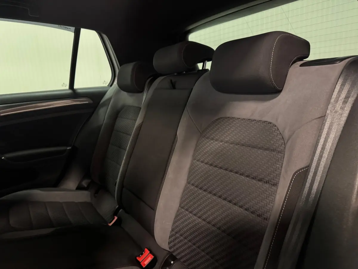 1.4 TSI Highline Business R | PANO | 3x R-LINE | CAMERA | DCC