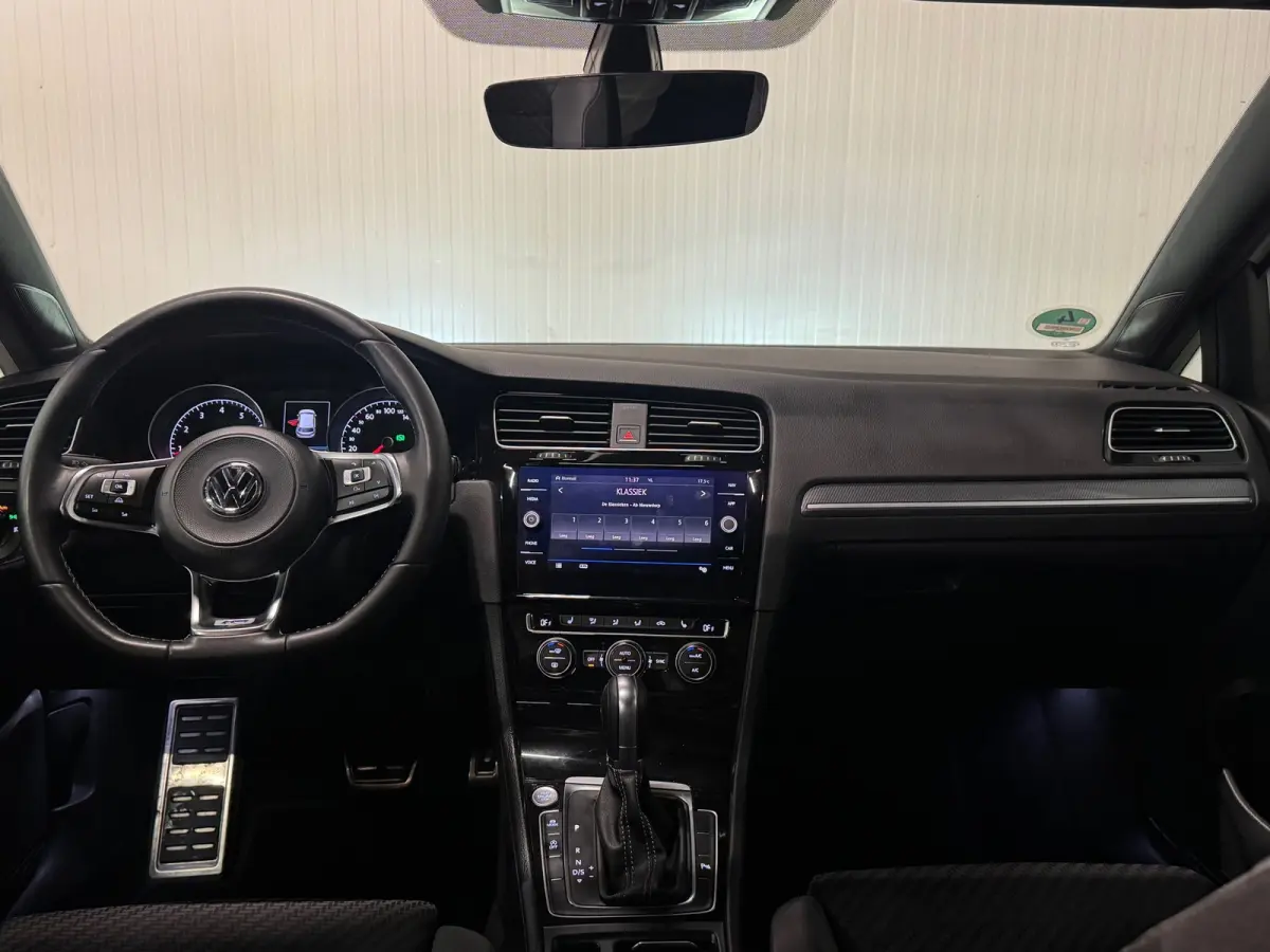 1.4 TSI Highline Business R | PANO | 3x R-LINE | CAMERA | DCC