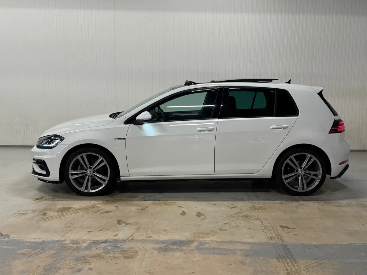 1.4 TSI Highline Business R | PANO | 3x R-LINE | CAMERA | DCC