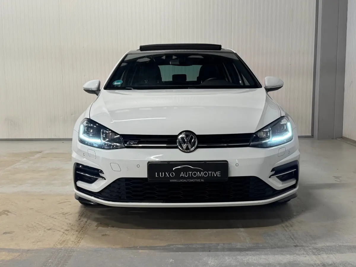1.4 TSI Highline Business R | PANO | 3x R-LINE | CAMERA | DCC