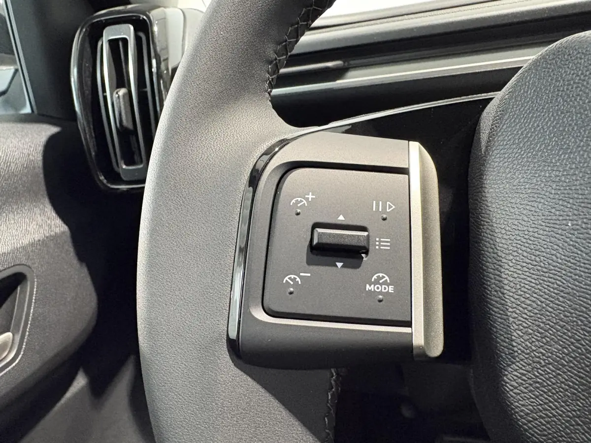 Plus 113pk Extended Range 54 kWh .