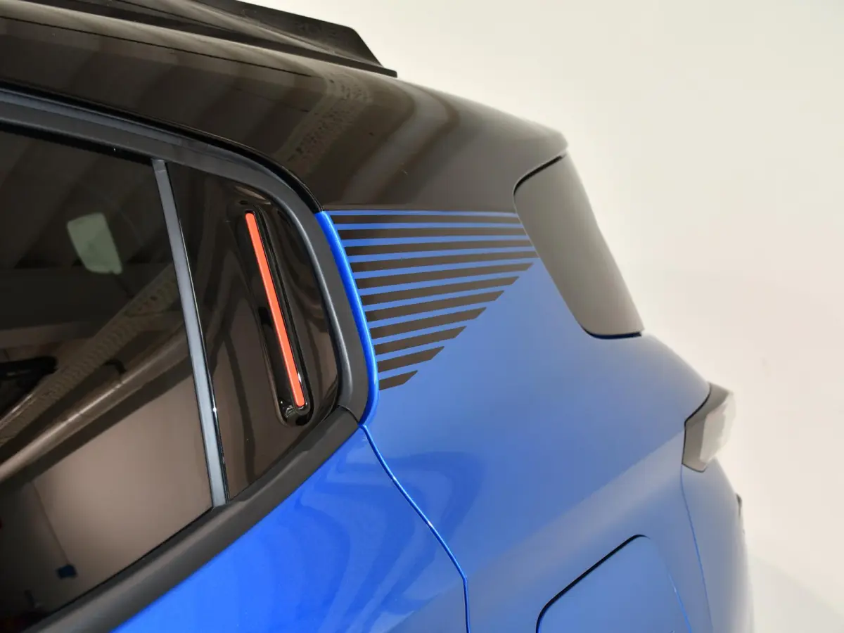 Plus 113pk Extended Range 54 kWh .