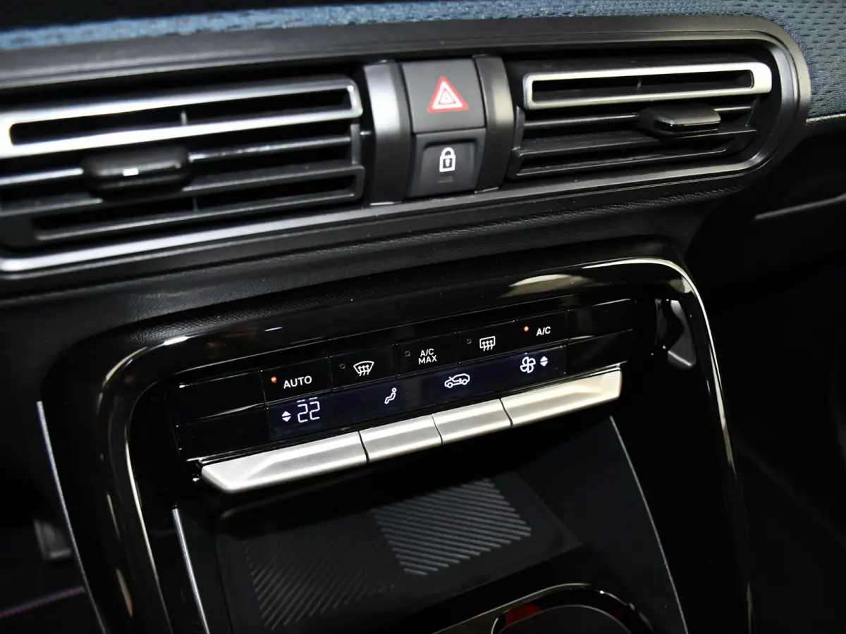 Plus 113pk Extended Range 54 kWh .