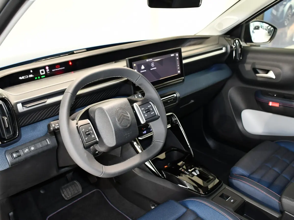 Plus 113pk Extended Range 54 kWh .