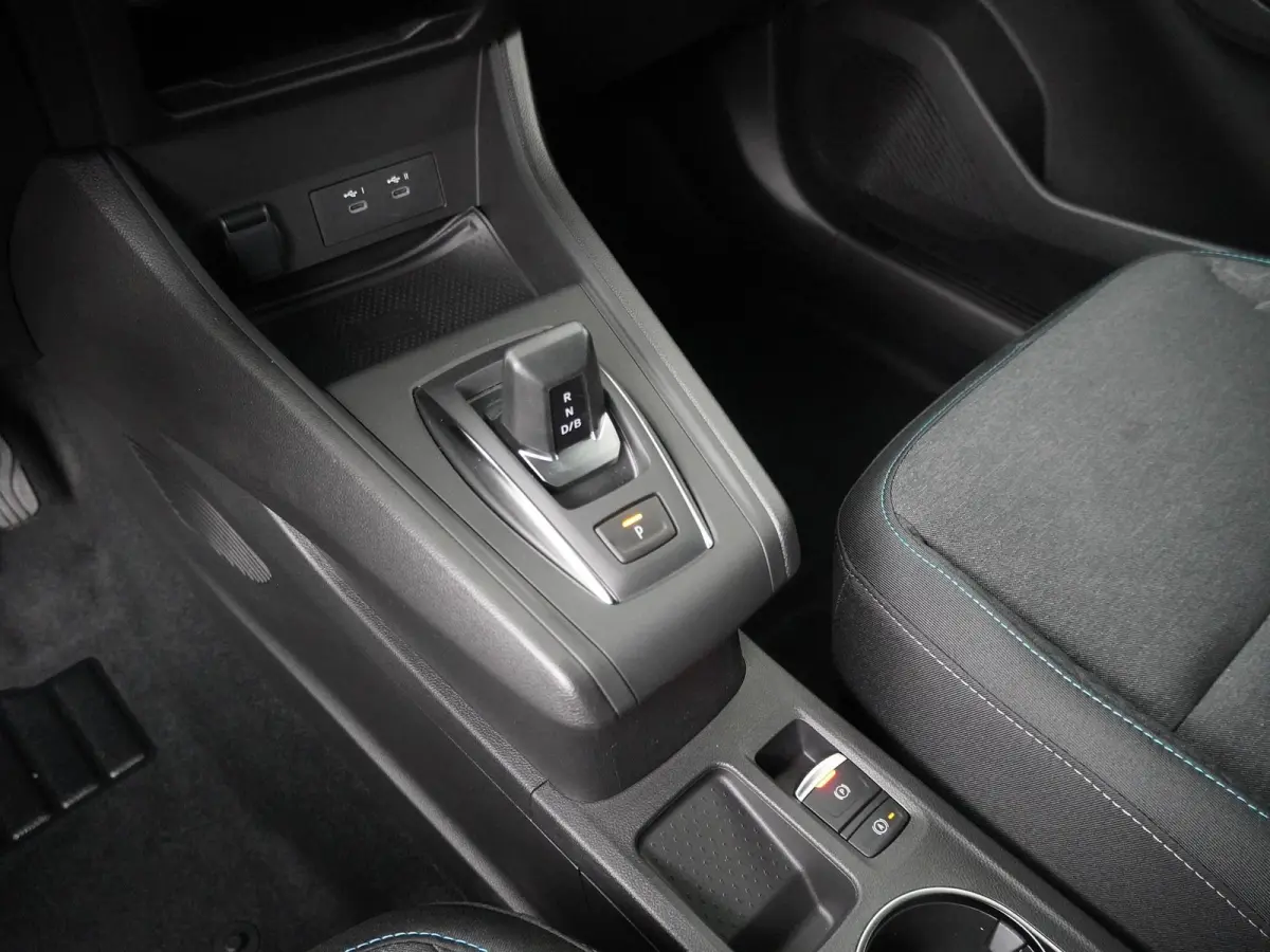 1.8 HEV Black Edition | Nu 2000,- korting!! |