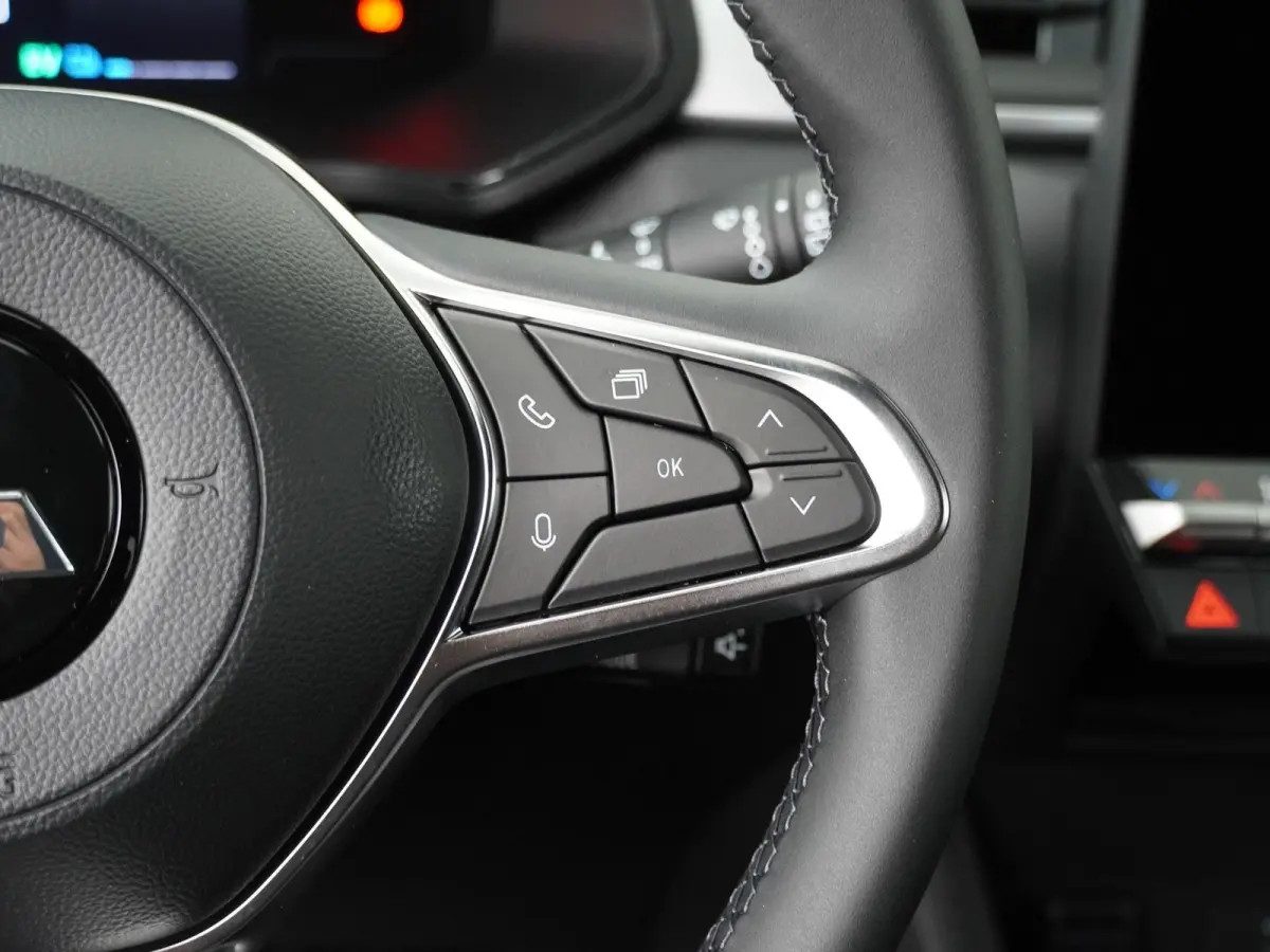 1.8 HEV Black Edition | Nu 2000,- korting!! |