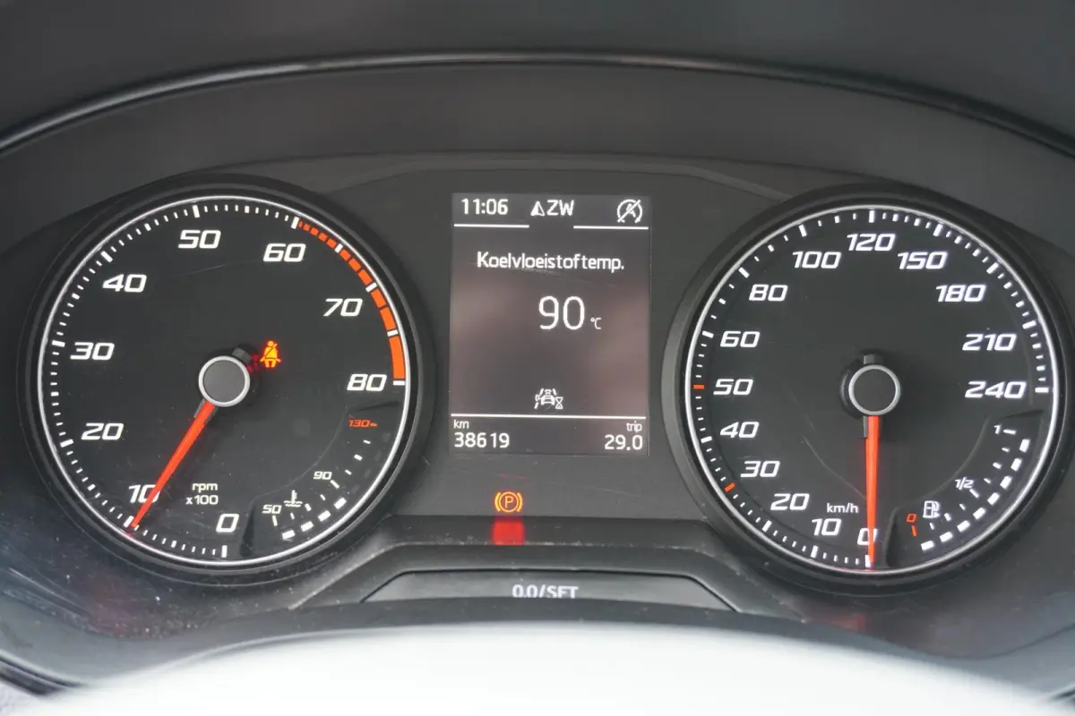 1.0 TSI 95pk Style Business Intense | Adaptive Cruise | Android Auto & Apple CarPlay | Clima | Draadloos Opladen Telefoon