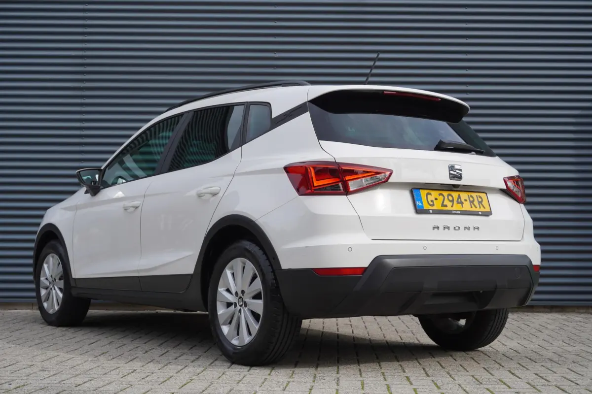 1.0 TSI 95pk Style Business Intense | Adaptive Cruise | Android Auto & Apple CarPlay | Clima | Draadloos Opladen Telefoon