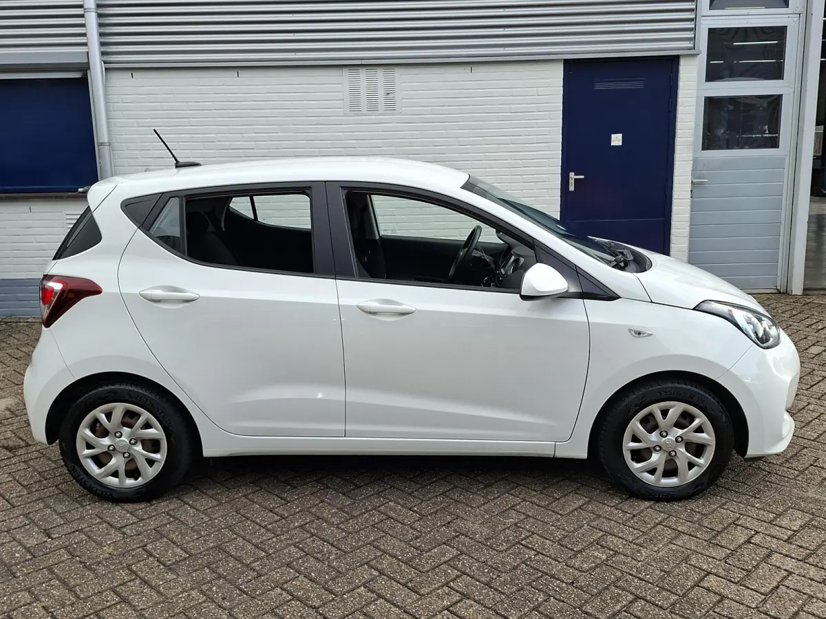 1.0i Comfort Carplay Navigatie Cruise Control PDC org.NL auto met NAP