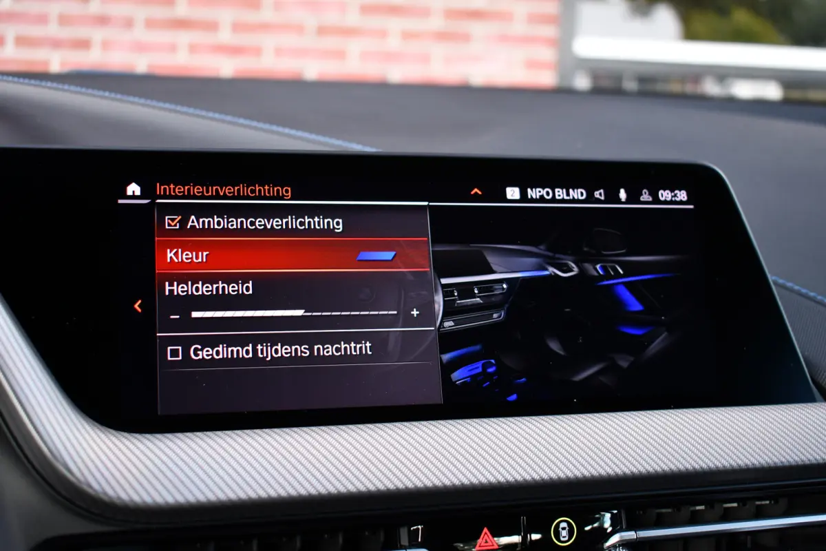 218i M-Sport Shadowline Trekhaak 18inch Live-cockpit Sfeerverlichting