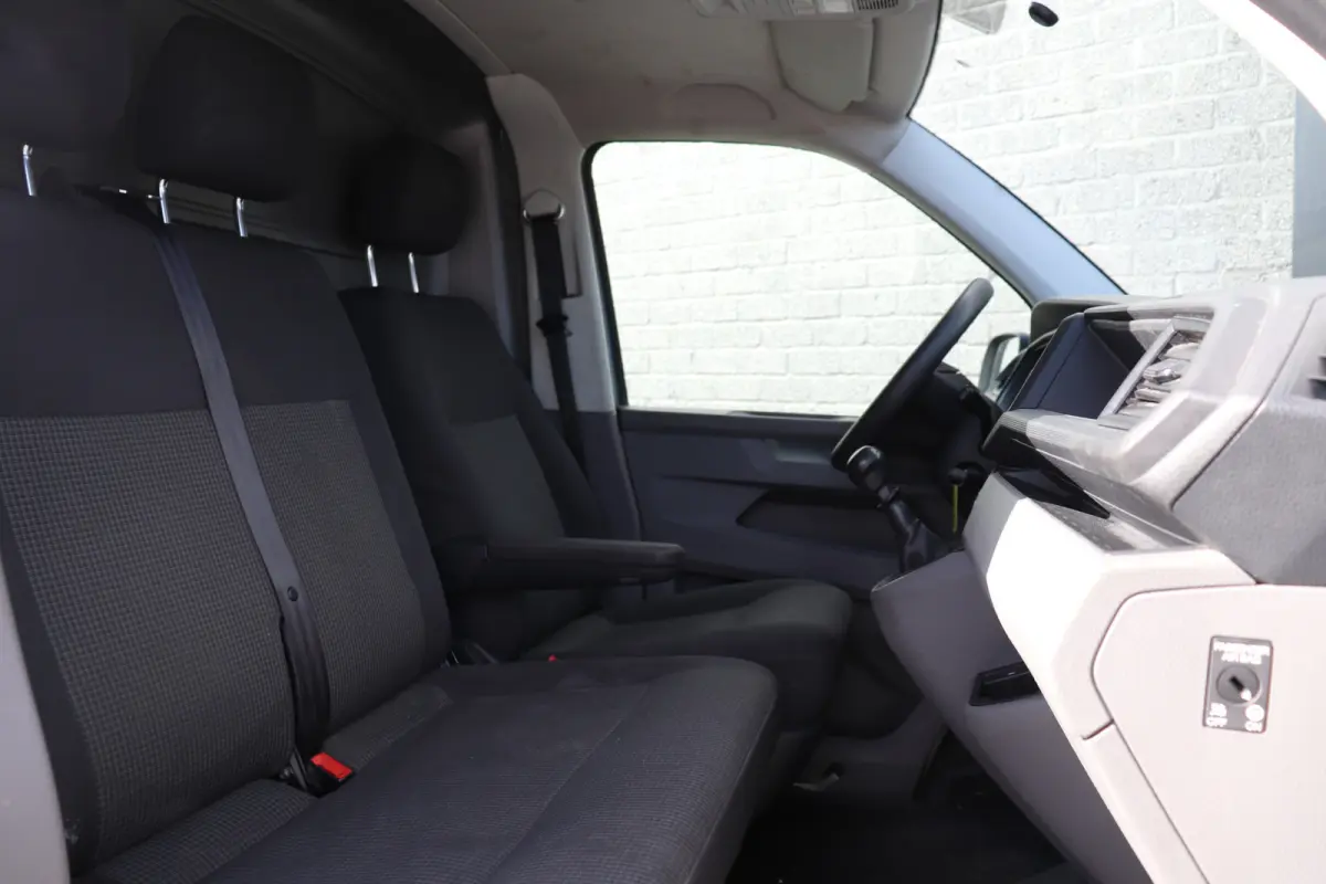 2.0 TDI EURO 6 - Airco - Cruise - Carkit - €14.950,- Excl.