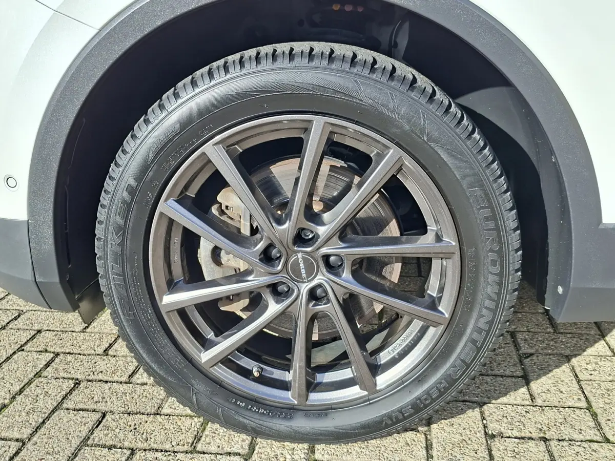 1.4 TSI e-Hybrid PHEV Xperience Business Intense * Trekhaak * Navigatiesysteem * Parkeercamera *