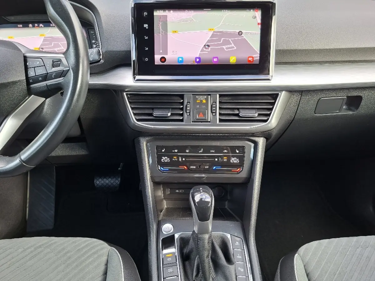 1.4 TSI e-Hybrid PHEV Xperience Business Intense * Trekhaak * Navigatiesysteem * Parkeercamera *