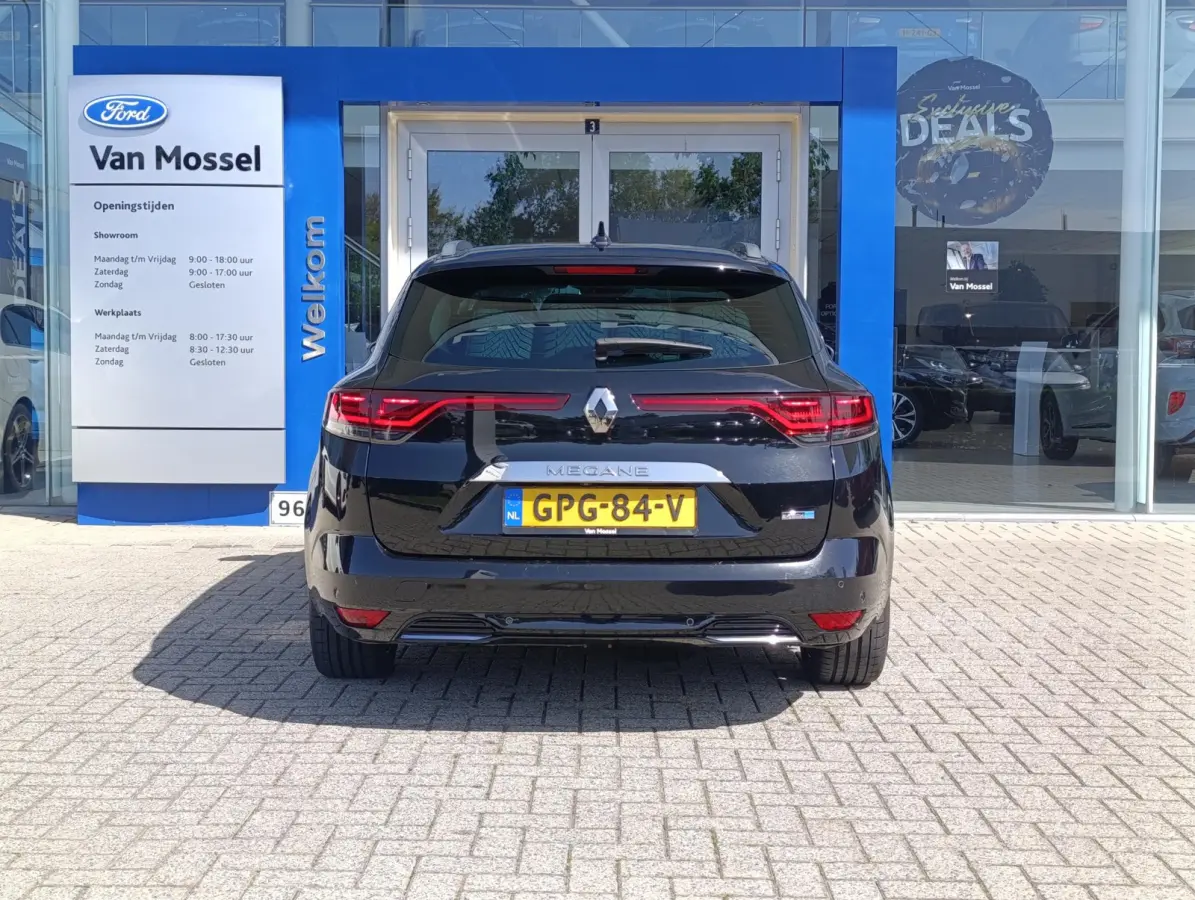 Estate 1.6 Plug-In Hybrid 160 Intens | Adaptieve Cruise | Stoelverwarming | Trekhaak | Head-up display | Camera | PDC V+A