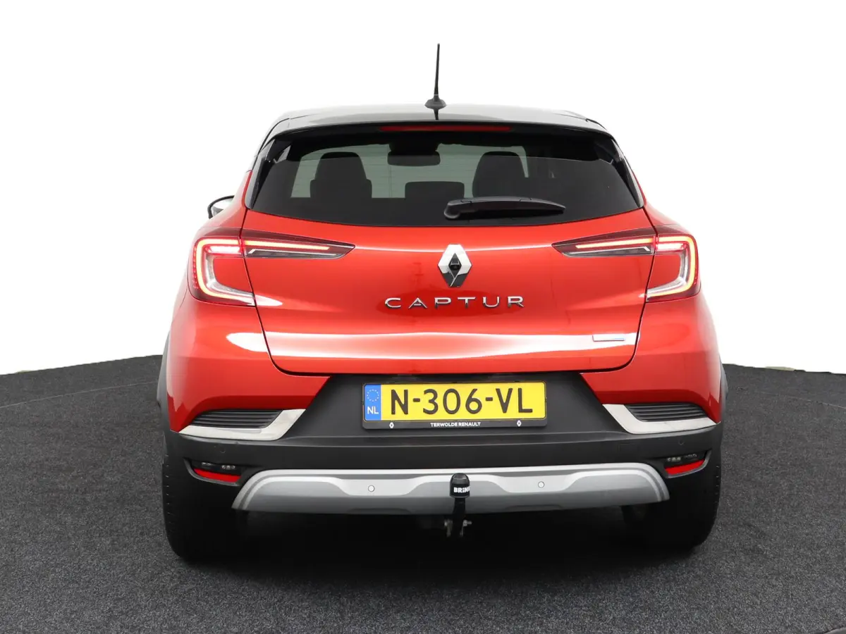 E-TECH hybrid 145 Intens | Trekhaak | Parkeercamera | Navigatie |