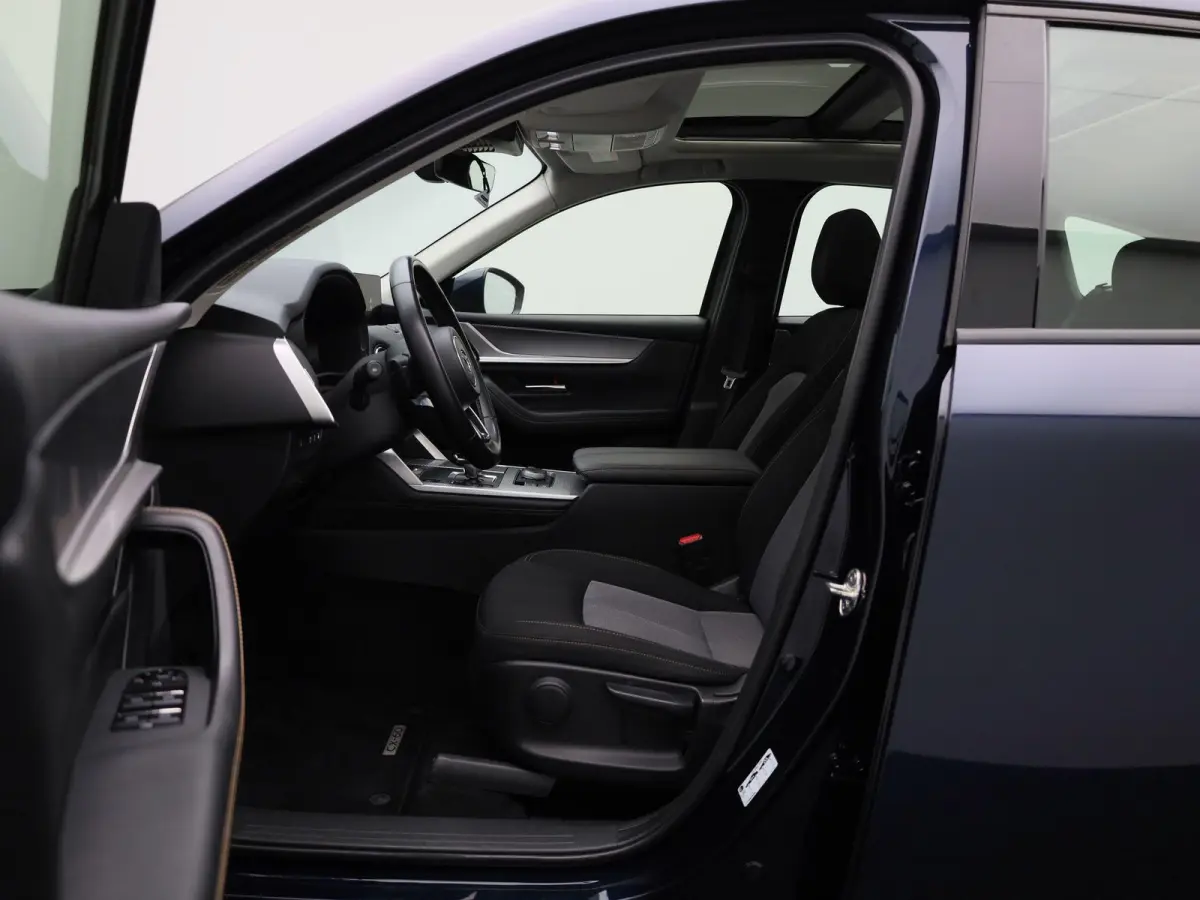 2.5 e-SkyActiv PHEV Exclusive-Line | PANORAMADAK | STOEL-STUURWIELVERWARMING | CAMERA | NAVIGATIE