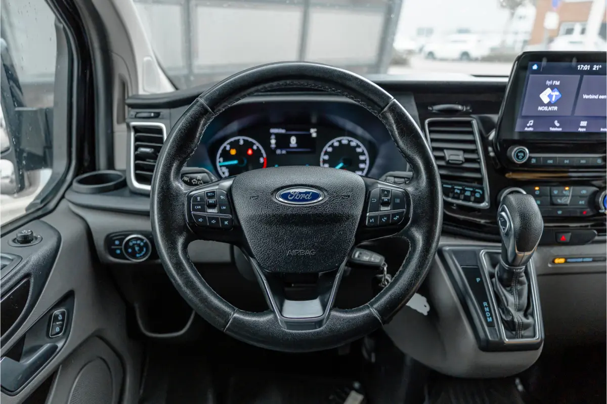 290 2.0 TDCI 185 PK Sport | ACC | Bi-Xenon | Navigatie | CarPlay | Camera | Trekhaak | DAB | Stoelverwarming | Nieuwe APK