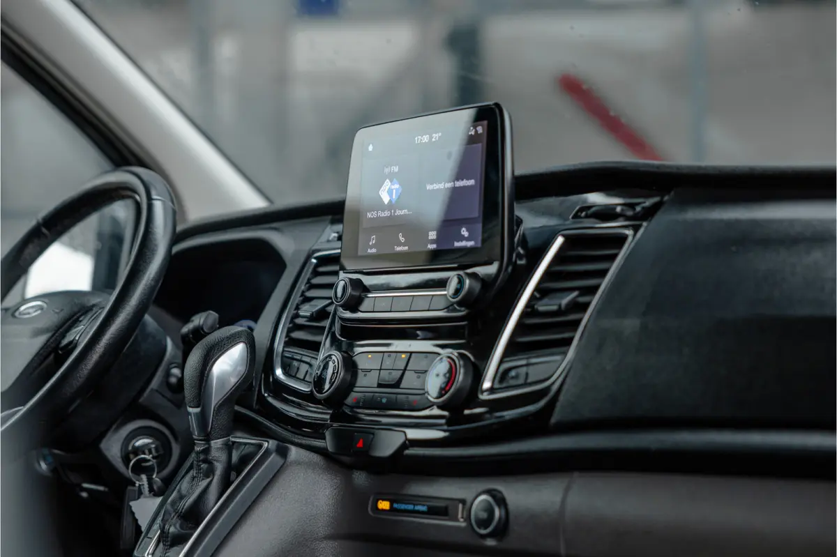 290 2.0 TDCI 185 PK Sport | ACC | Bi-Xenon | Navigatie | CarPlay | Camera | Trekhaak | DAB | Stoelverwarming | Nieuwe APK