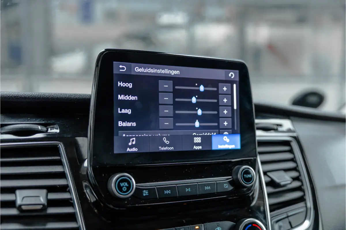 290 2.0 TDCI 185 PK Sport | ACC | Bi-Xenon | Navigatie | CarPlay | Camera | Trekhaak | DAB | Stoelverwarming | Nieuwe APK