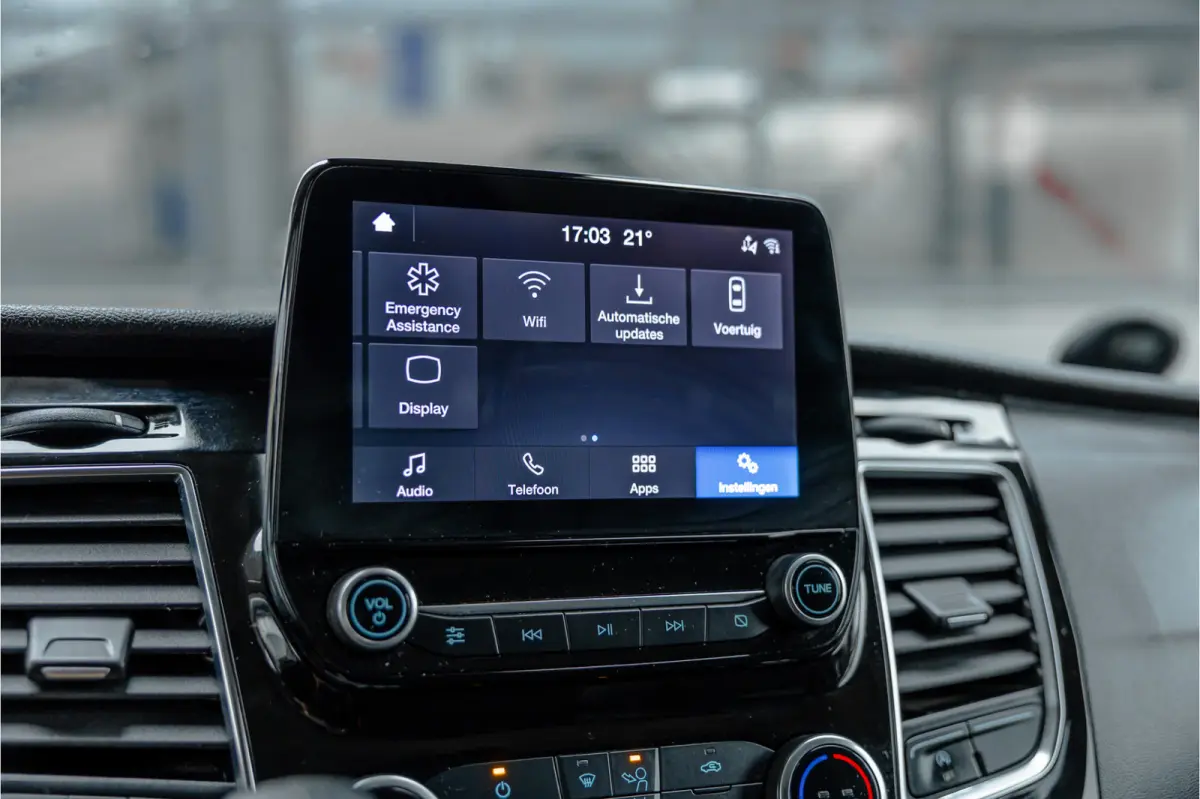 290 2.0 TDCI 185 PK Sport | ACC | Bi-Xenon | Navigatie | CarPlay | Camera | Trekhaak | DAB | Stoelverwarming | Nieuwe APK