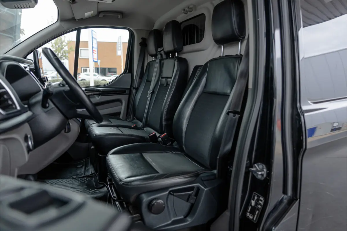 290 2.0 TDCI 185 PK Sport | ACC | Bi-Xenon | Navigatie | CarPlay | Camera | Trekhaak | DAB | Stoelverwarming | Nieuwe APK