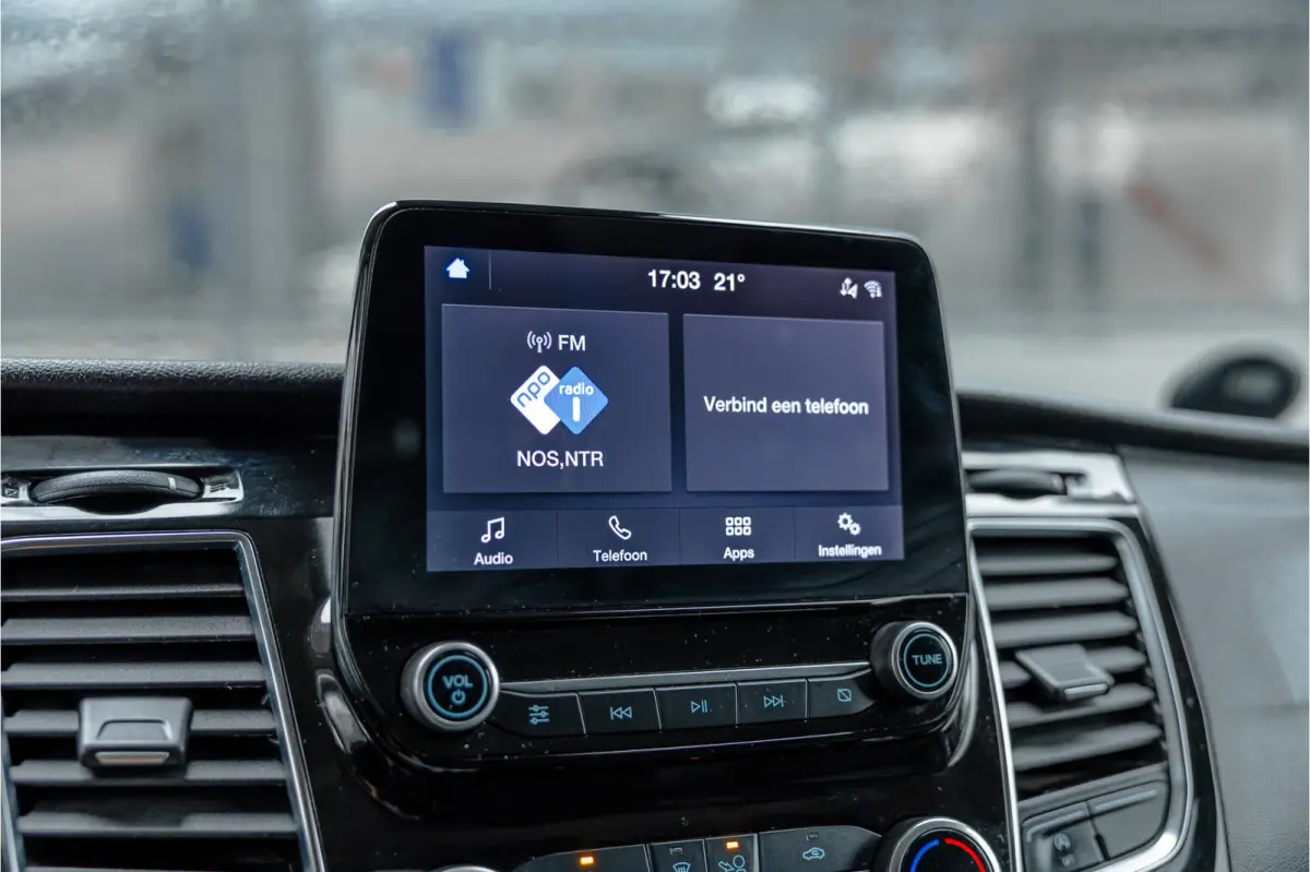 290 2.0 TDCI 185 PK Sport | ACC | Bi-Xenon | Navigatie | CarPlay | Camera | Trekhaak | DAB | Stoelverwarming | Nieuwe APK