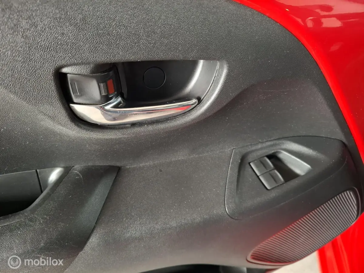 1.0 VTi Shine | AUTOMAAT - RIJKLAARPRIJS