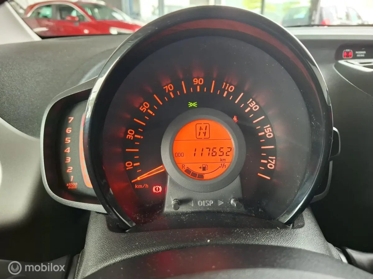 1.0 VTi Shine | AUTOMAAT - RIJKLAARPRIJS