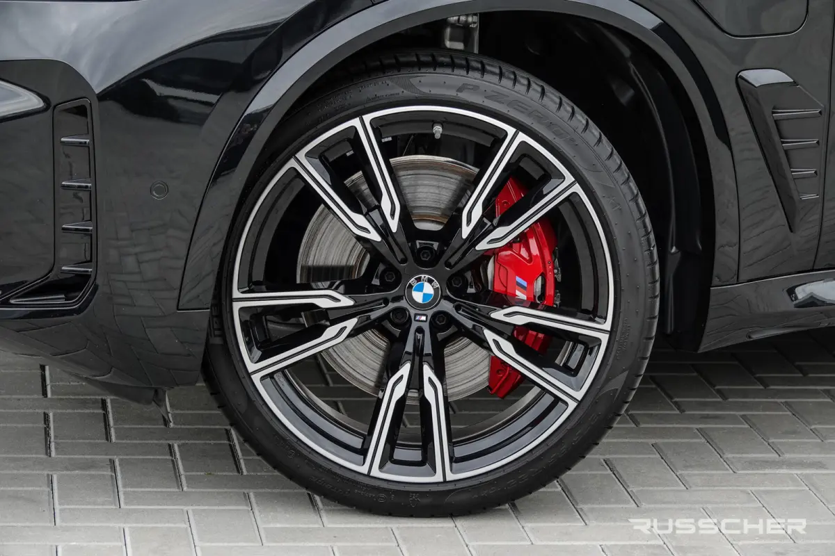 xDrive50e 490Pk X-Drive | M-Sport Pro | Shadowline | Luchtvering | Panoramadak | 360° Camera | Harman-Kardon | Head Up Display | Trekhaak | 22''