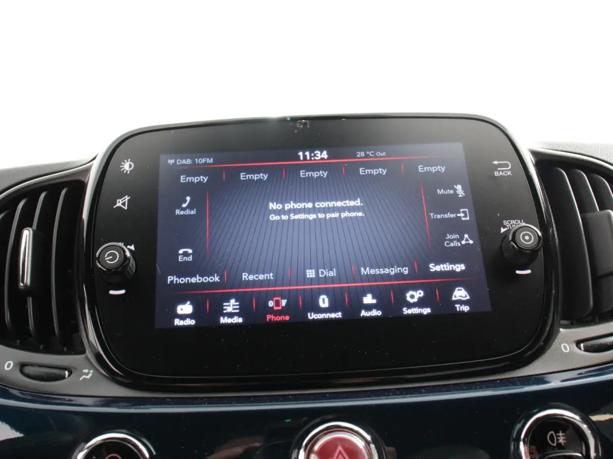 1.0 Hybrid Dolcevita Airco Cruise control Lichtmetalen velgen Apple Carplay/ Android Auto Navigatie Parkeersensor achter