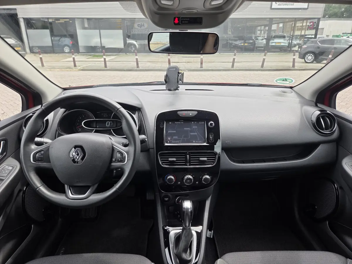 1.2 TCe Zen Automaat CruiseControl Trekhaak Navigatie