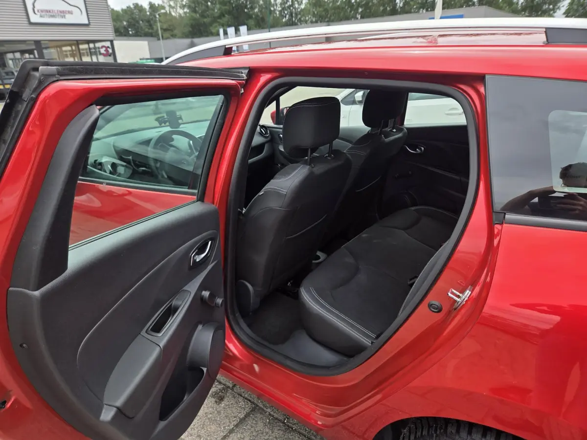 1.2 TCe Zen Automaat CruiseControl Trekhaak Navigatie
