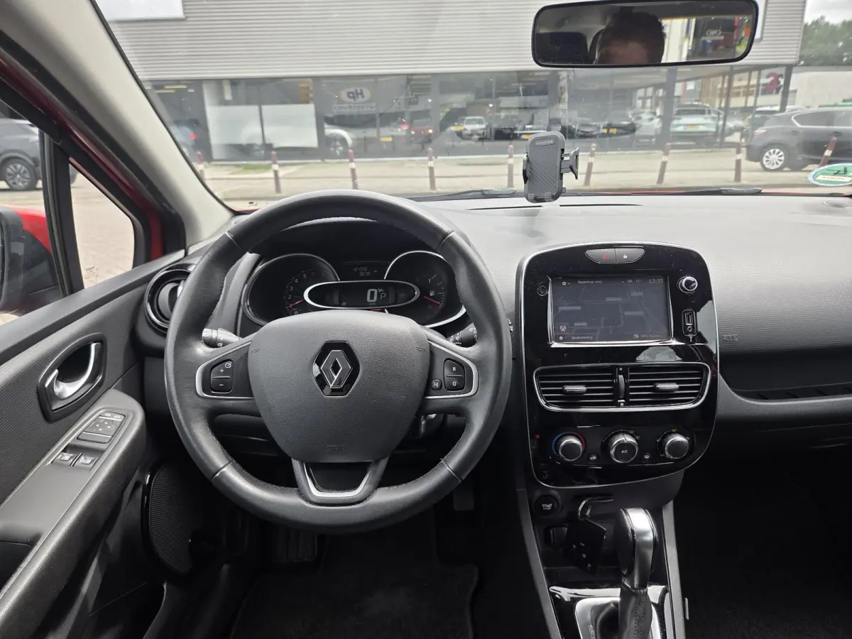1.2 TCe Zen Automaat CruiseControl Trekhaak Navigatie