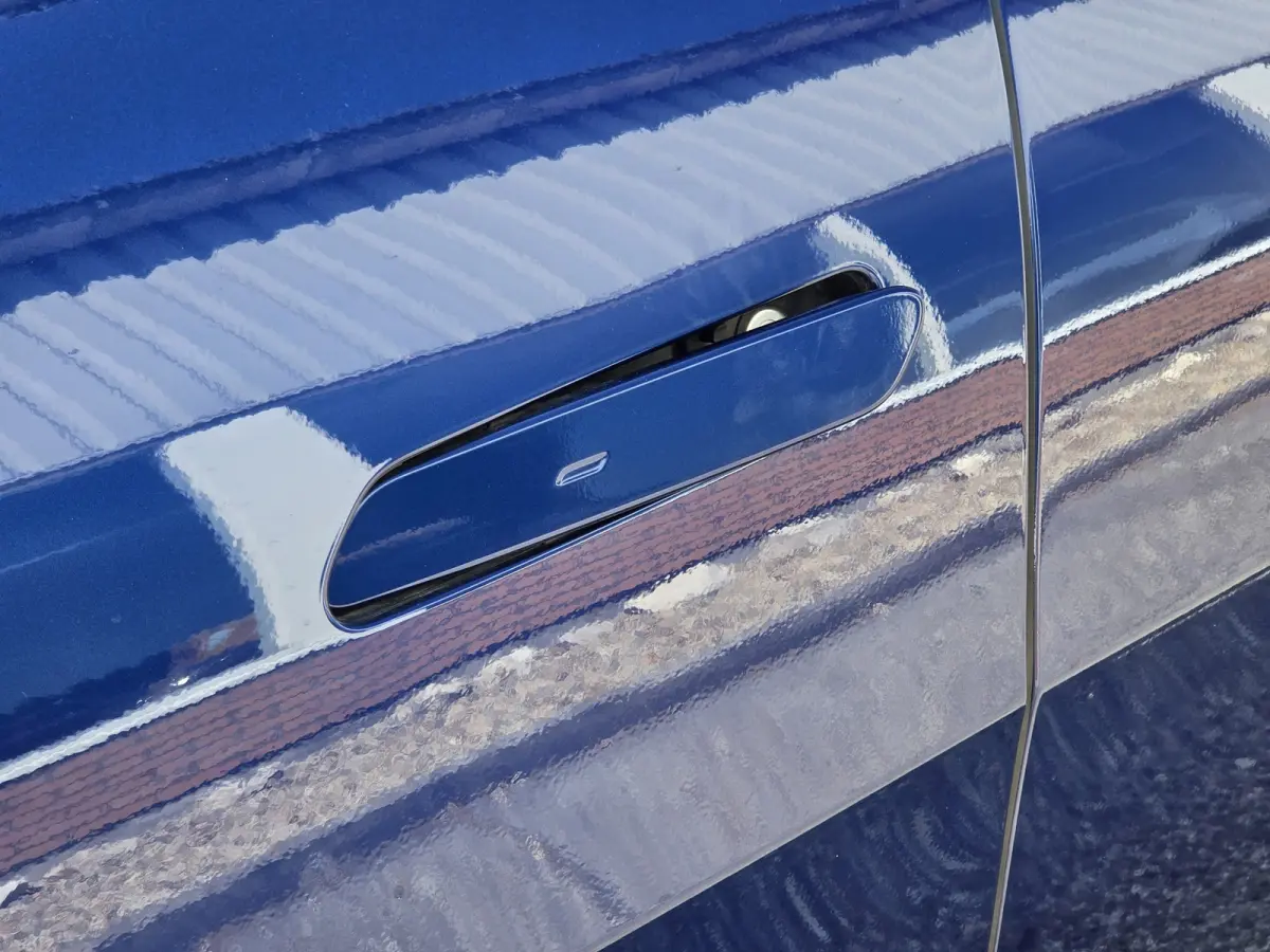 Edition Advanced 77.4 kWh | NL-Auto | SOH 100% | Stuur verwarming | Apple Carplay / Andriod Auto |